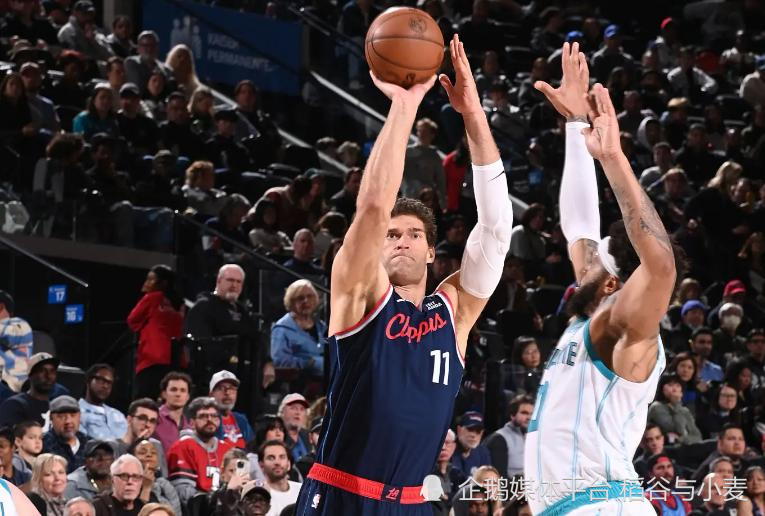 开云体育入口-长痛不如短痛，快船就应该赶紧放弃这位偶尔奏效的内线老将？