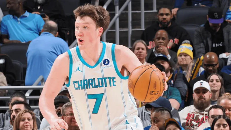 黄蜂近25场一半的出手来自三分球，且三分命中率高达39%